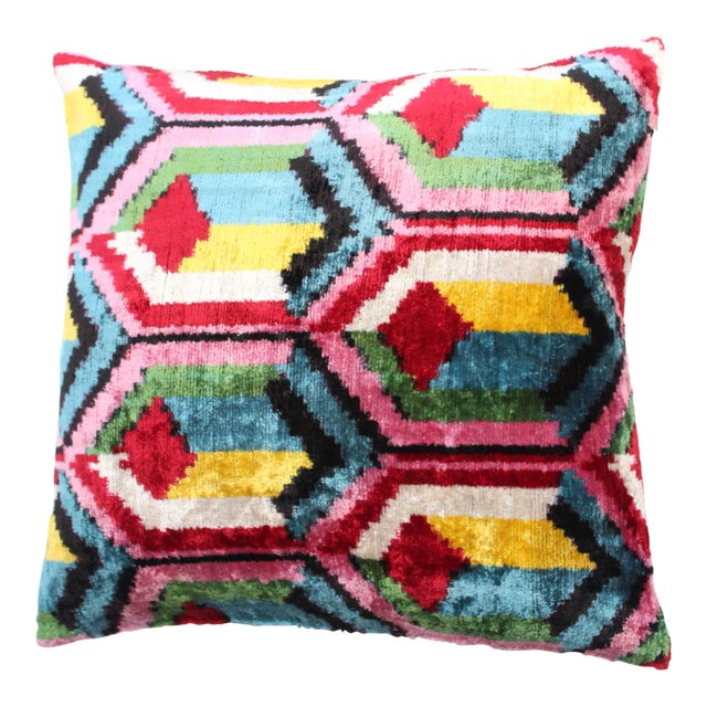 Contemporary Bohemian Gray Décor Hand Knotted Pillow For Sale