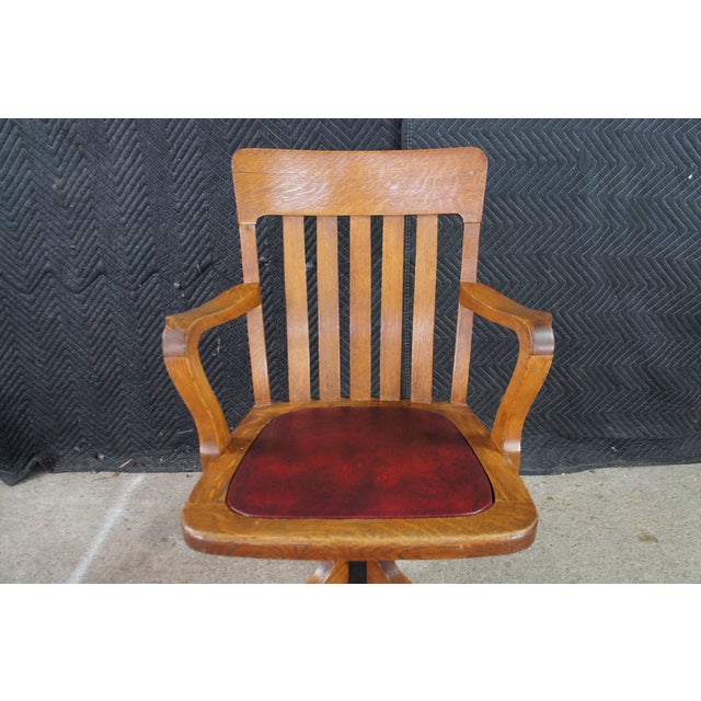 Antique Edwardian Quartersawn Oak Bankers Lawyers Desk Chair Leather Seat Swivel For Sale - Image 11 of 15