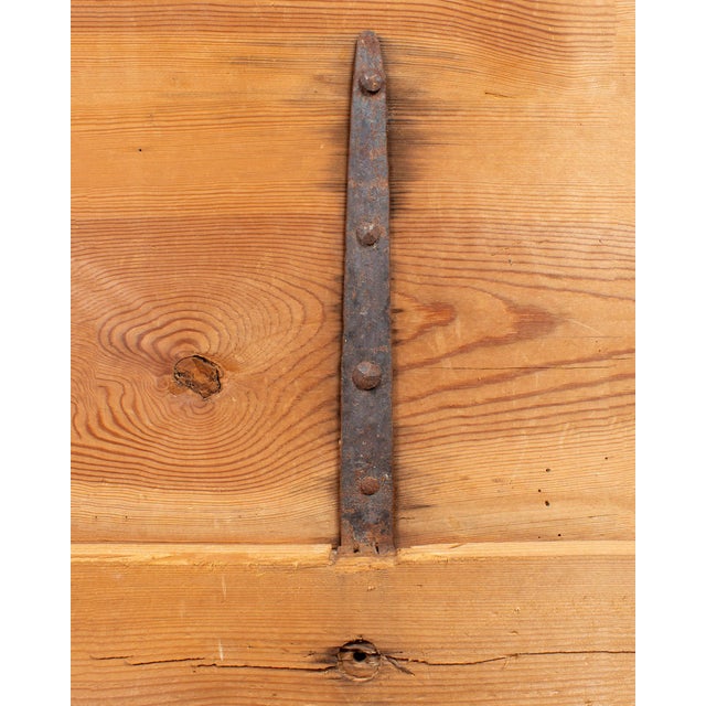 18th Century Dutch Baroque Style Pine Mule Blanket Chest For Sale - Image 11 of 18