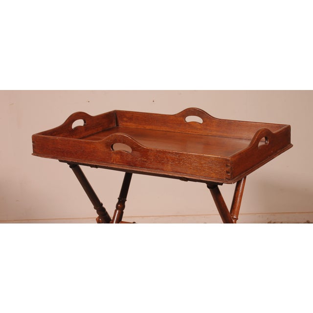 Charming 19th-century English oak serving table Beautiful top with four handles In very good condition with a lovely patina