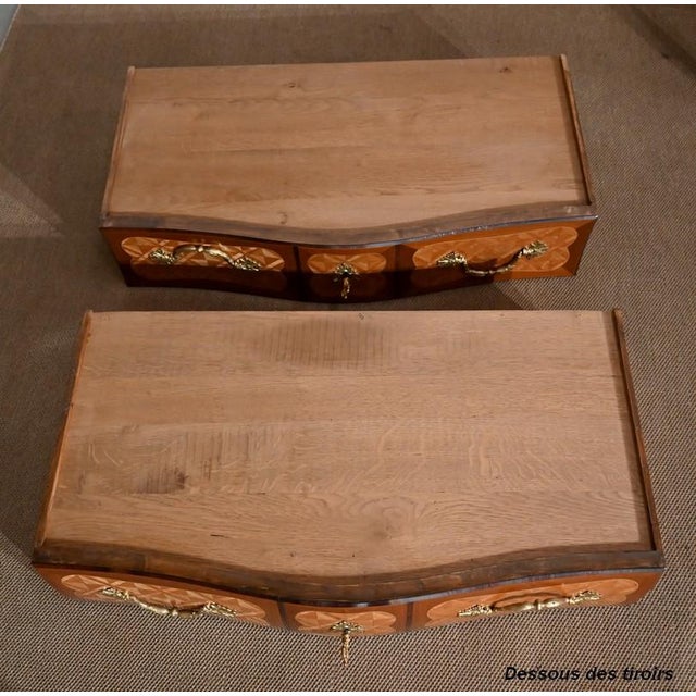 Transition Louis XIV / Louis XV Commode For Sale - Image 16 of 18