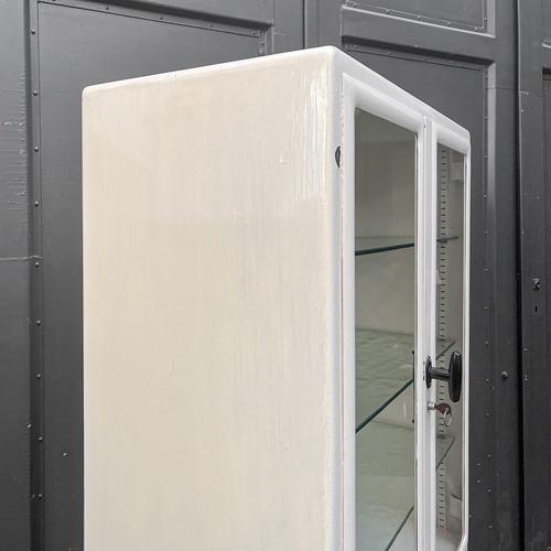 Industrial Cream Lacquered Metal Cabinet, 1950s For Sale - Image 13 of 18