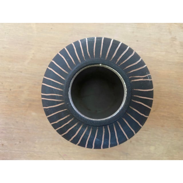 Mid-Century Modern Midcentury Black and Terra Cotta Incised Pottery Vase by Steuler Ceramics of West Germany For Sale - Image 3 of 4