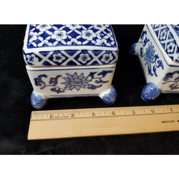 Mid-Century Modern Mid 20th Century Footed Chinese Blue and White Lidded Boxes - a Pair For Sale - Image 3 of 6