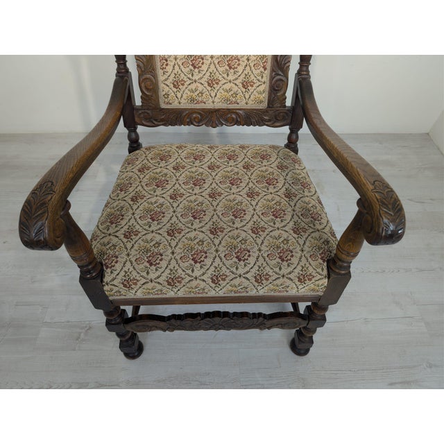 Wood Antique Armchair in Oak Wood with Springs For Sale - Image 7 of 18