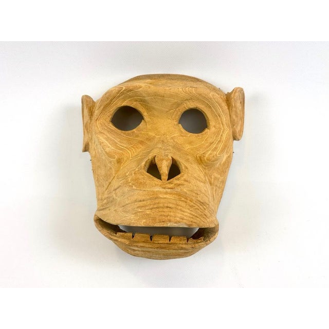 African Folk Art Carved Monkey Wooden Mask, in Very Good conditions. Designed 1970 to 1979
