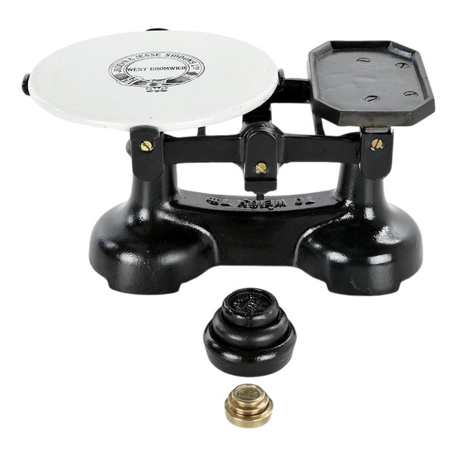 English Scale from Joseph & Jesse Siddons Ltd, 20th Century For Sale