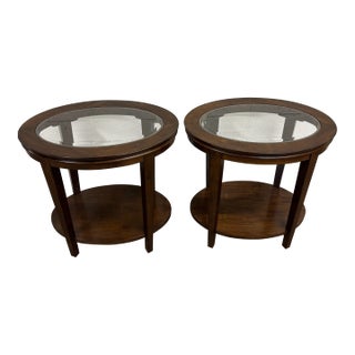 Vintage Kincaid Elise Glass Top Two Tier Oval Transitional Style Side Tables For Sale