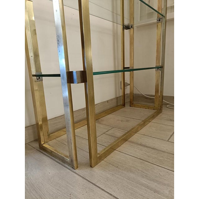 Mid-Century Modern Brass Etagere with Glass Shelves, Italy, 1970s For Sale - Image 3 of 10