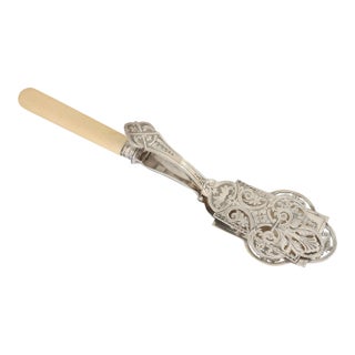 Fancy English Art Deco Asparagus Server For Sale