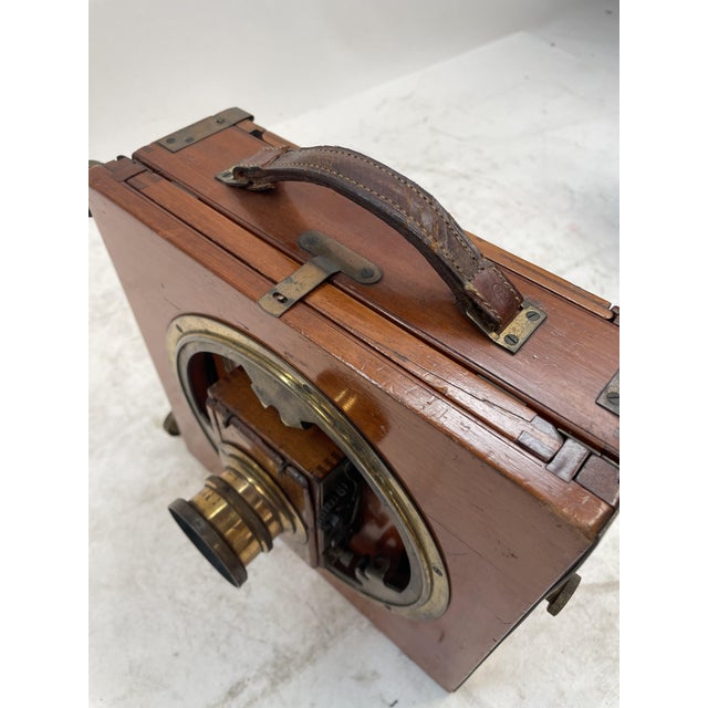 Vintage English Camera, 1930s For Sale - Image 6 of 18