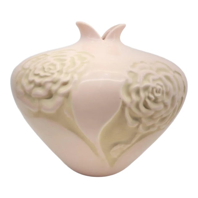 1980s Post Modern Haeger Pink Raised Floral Design Vase For Sale