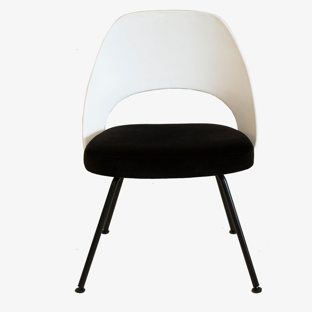 Late 20th Century Knoll Armless Saarinen Plastic-Back Side Chair in New Black Velvet Upholstery and Black Legs For Sale - Image 5 of 8