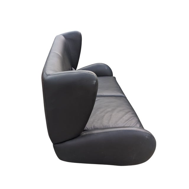 Mid-Century Modern Vladimir Kagan Wingback American Leather Studio Fiftyish Black Leather Sofa Silver-Toned Feet For Sale - Image 3 of 7