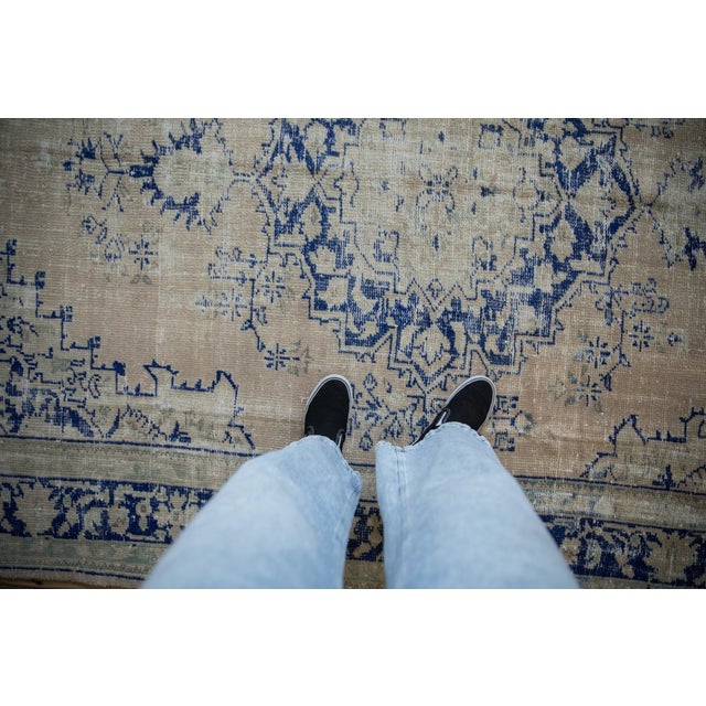 :: Center medallion adorned by trefoil finials and stemmed blossoms. Corner spandrel overlays in stepped contour with...