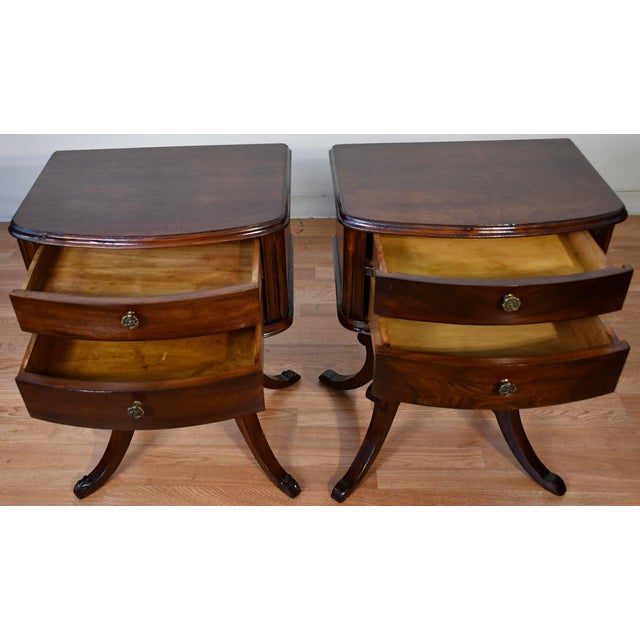1920s Duncan Phyfe Mahogany Lyre Base Pair of Nightstands / Bedside Tables For Sale - Image 6 of 18