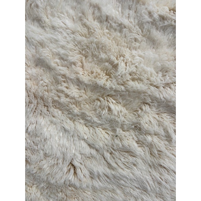 2020s Minimalist Moroccan Mrirt Wool Rug For Sale - Image 5 of 10