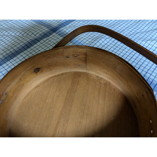 American Round Shaker Pantry Antique Box, For Sale - Image 3 of 4