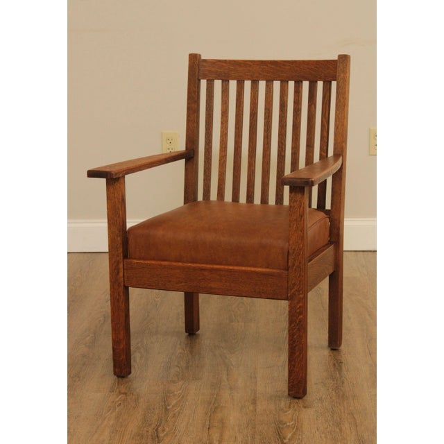 High Quality Antique Early 20th Century Oak Armchair in the Style of Stickley (Not Labeled)