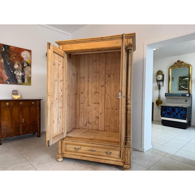 Magnificent Gründerzeit columned wardrobe, circa 1875 – A masterpiece of historical craftsmanship. Dimensions: Height x...