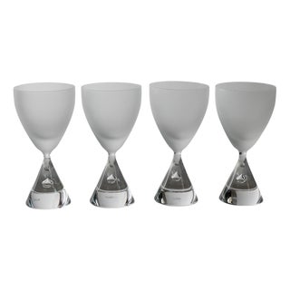 Vintage Hourglass Drinking Glasses in Frosted and Clear Murano Glass with Bubble Feet, Italy, 1980s, Set of 4 For Sale