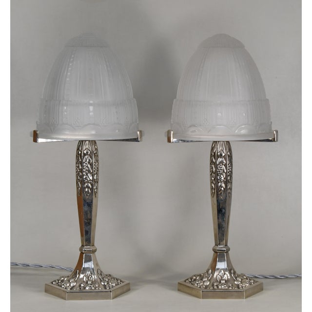 Muller frères A wonderful pair of French art deco lamps made around 1925-1935. The nickel-plated bronze or solid brass...