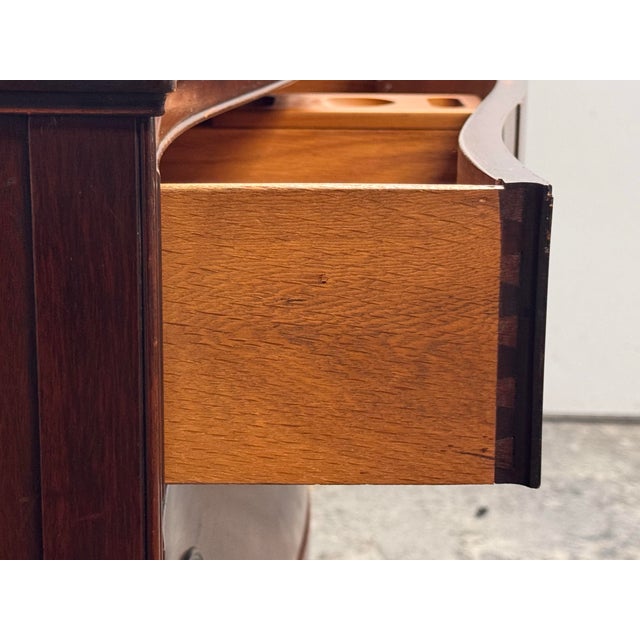 Federal-Style Mahogany Serpentine Three Drawer Dresser, Vintage For Sale - Image 10 of 12