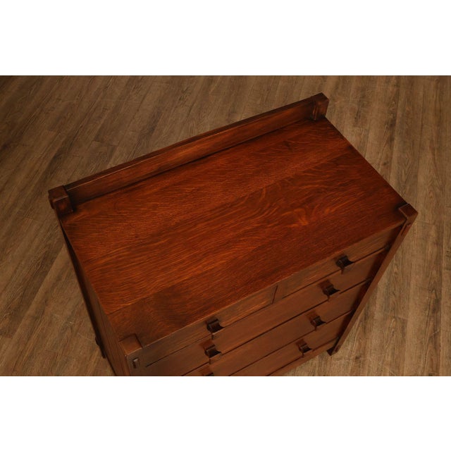 Antique Gustav Stickley Oak Chest of Drawers #626 For Sale - Image 4 of 18