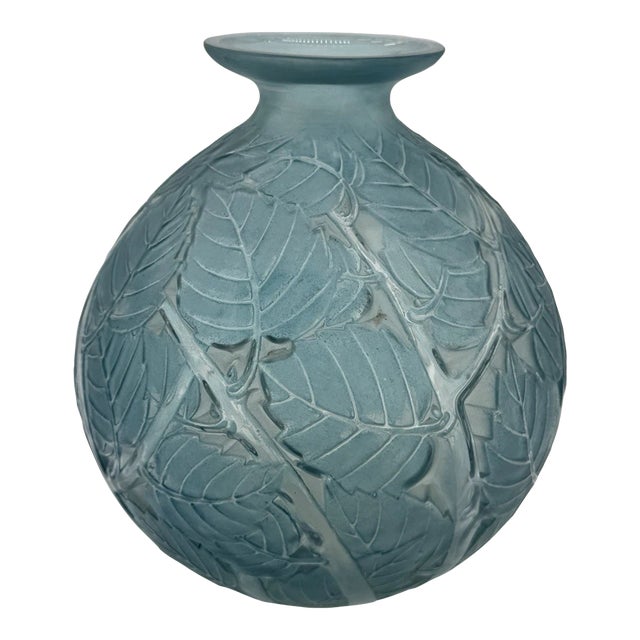 René Lalique Art Deco "Milan" Frosted Blue Patinated Glass Vase, 1929 For Sale