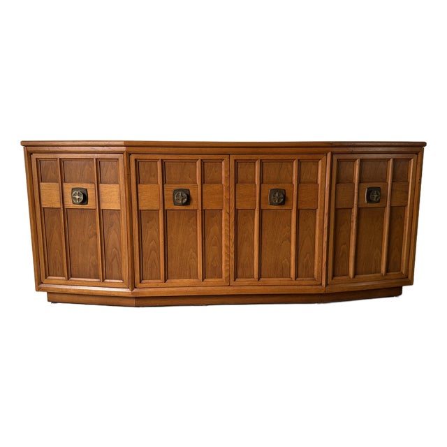 1970s Heritage Mid-Century Modern Sculpted Walnut Sideboard Credenza With Brutalist Broze Hardware For Sale