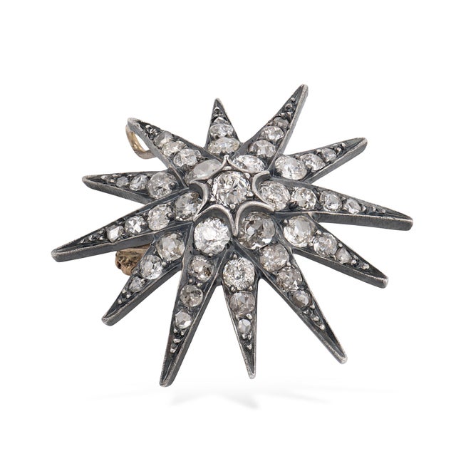 Late 19th Century Victorian 7.00 Carat Diamond 9k Yellow Gold and Silver Starburst Brooch For Sale - Image 4 of 6