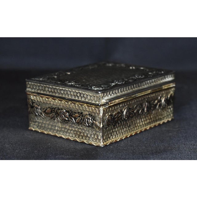 Silver Vintage Silver Plate Trinket Jewelry Box Ornate Rose Floral Honeycomb Casket For Sale - Image 8 of 14