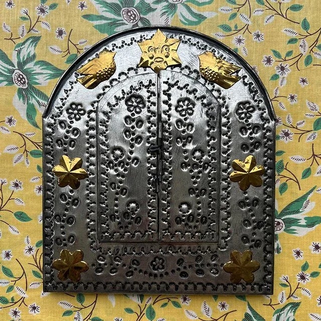 Late 20th Century Handcrafted Mexican Tin Mirror With Opening Doors Folk Art From Santa Fe For Sale - Image 9 of 9