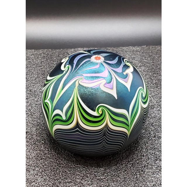 Orient & Flume Signed Flower Shield Art Glass Paperweight 1979 Iridescent Blue For Sale - Image 9 of 18