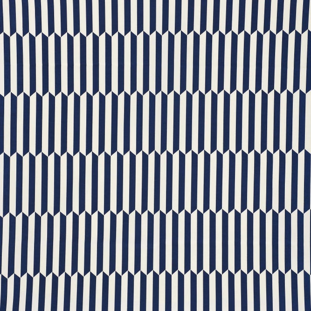 Sample - Schumacher Maxwell Ii Fabric in Navy For Sale