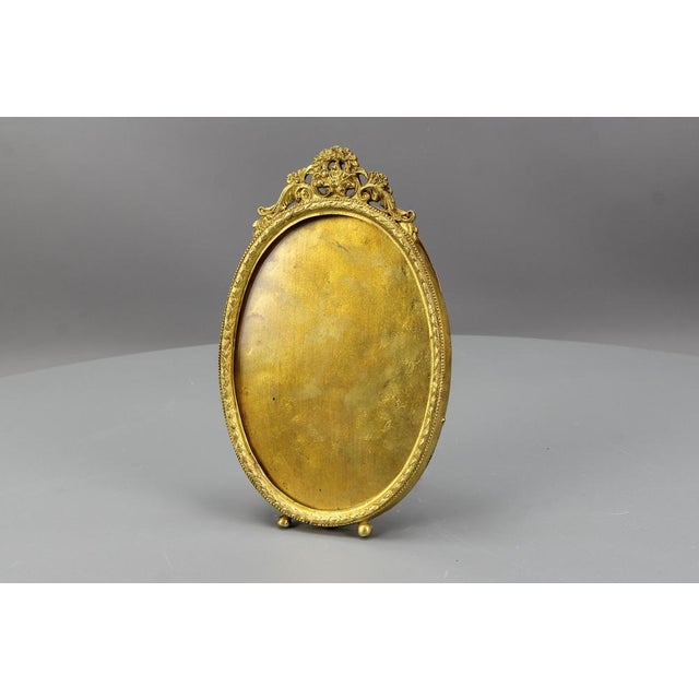 French Louis XVI Bronze Oval Desktop Picture Frame, 1900s For Sale - Image 14 of 18