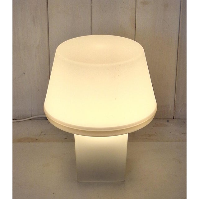 Plastic Vintage Table Lamp in Grey and White Plastic, 2000s For Sale - Image 7 of 7