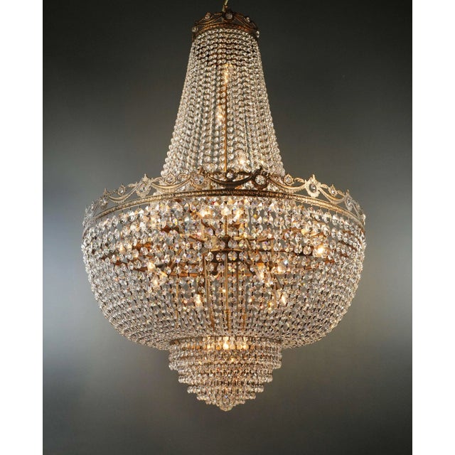 Art Deco Montgolfiè Style Crystal Empire Sac a Pearl Chandelier For Sale - Image 3 of 11