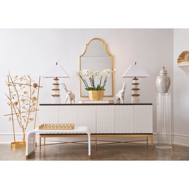 Contemporary Fluted Acrylic Column - Clear For Sale - Image 3 of 3