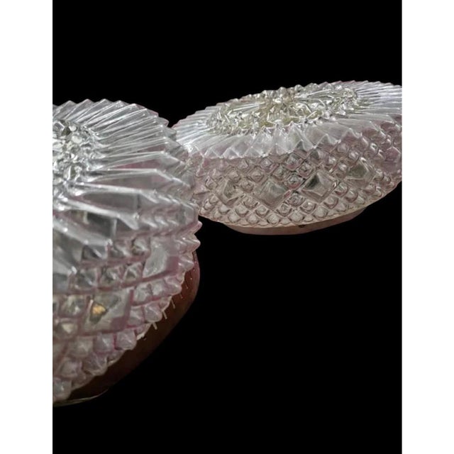 1960s wall or ceiling cristal light. Metal base and round, clear glass shade. 1960-1970. All our lamps are compatible with...