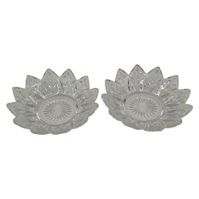 Federal Glass Vintage Pressed Glass Fruit Bowls in 'Petal' Pattern by Federal Glass Company - A Set of 3 For Sale - Image 4 of 12