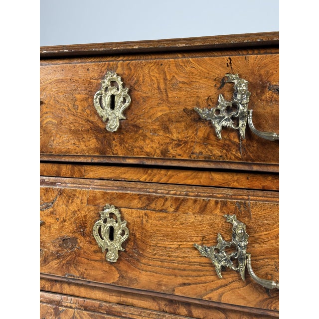 French Chest of Drawers, 1700s For Sale - Image 16 of 18