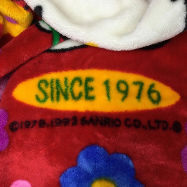 Rare Vintage Bed Coverlet Hello Kitty Japan Origin 1993 For Sale In Portland, ME - Image 6 of 7