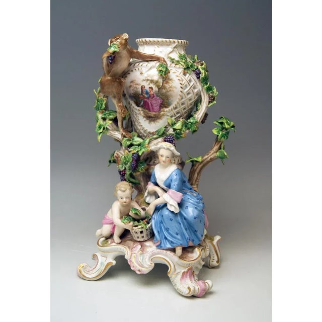 Rococo Meissen Potpourri Vase with Wine Grapes Monkey Model 1002 attributed to Eberlein, 1860s For Sale - Image 3 of 11