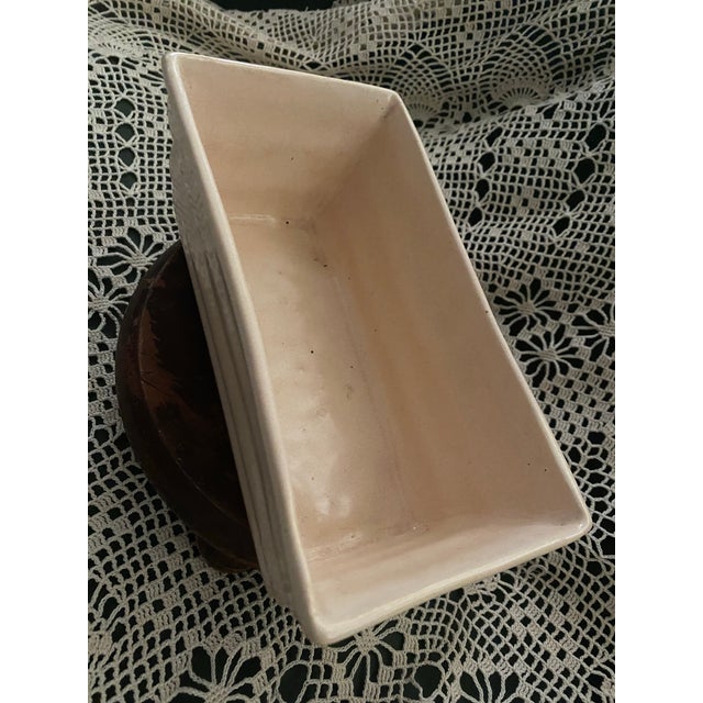 Ceramic Mid 20th Century Cream-Glazed Rectangular Ceramic Planter With Ribbed Sides. For Sale - Image 7 of 7