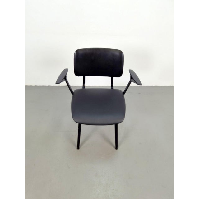 Revolt armchair by Friso Kramer for Ahrend de Cirkel, 1960S Measurements: height 79 cm, width 58 cm, depth 48 cm, seat...
