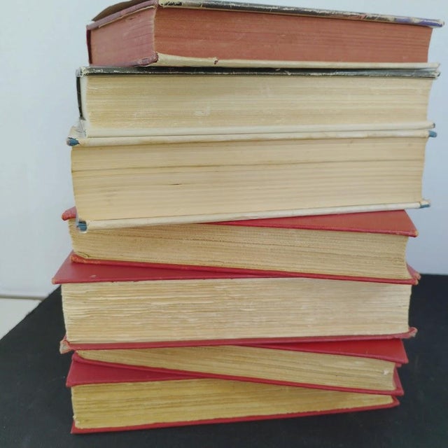 Early 20th Century Novels on United States Civil War, the Second World War, Society & Politics Set of 7 Red Books For Sale - Image 4 of 8