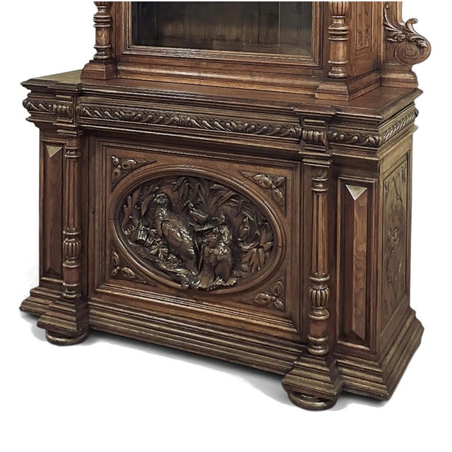 19th Century French Renaissance Revival Oak Bookcase ~ Bibliothèque With Beveled Glass For Sale In Baton Rouge - Image 6 of 16
