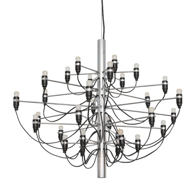 Vintage 2097/30 Chandelier by Gino Sarfatti for Arteluce, 1960s For Sale