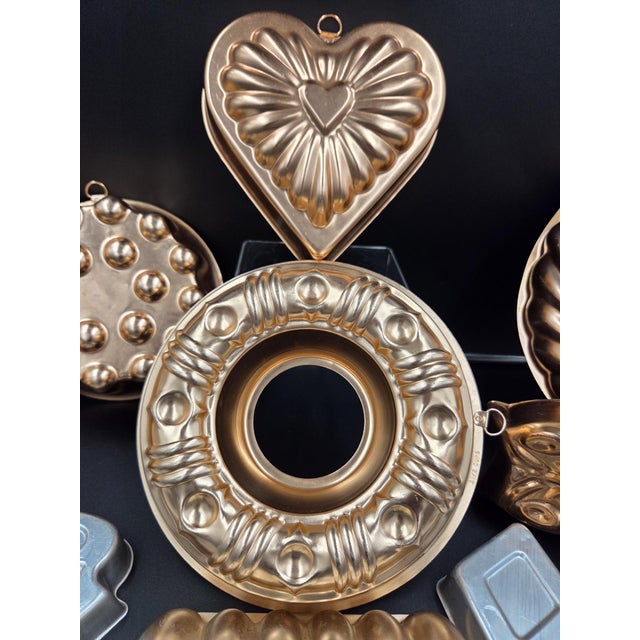 Vintage Large Copper and Miniature Aluminum Mold/Wall Deco Collection Set of 17 For Sale In Philadelphia - Image 6 of 18